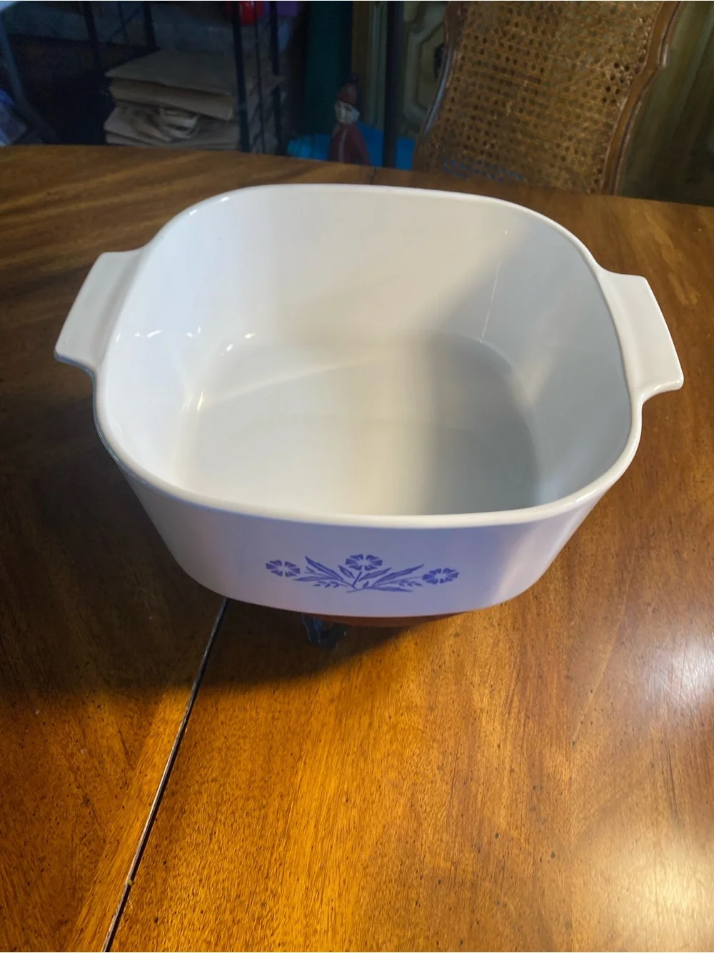 Corningware 5 Qt Cornflower Casserole Pan
